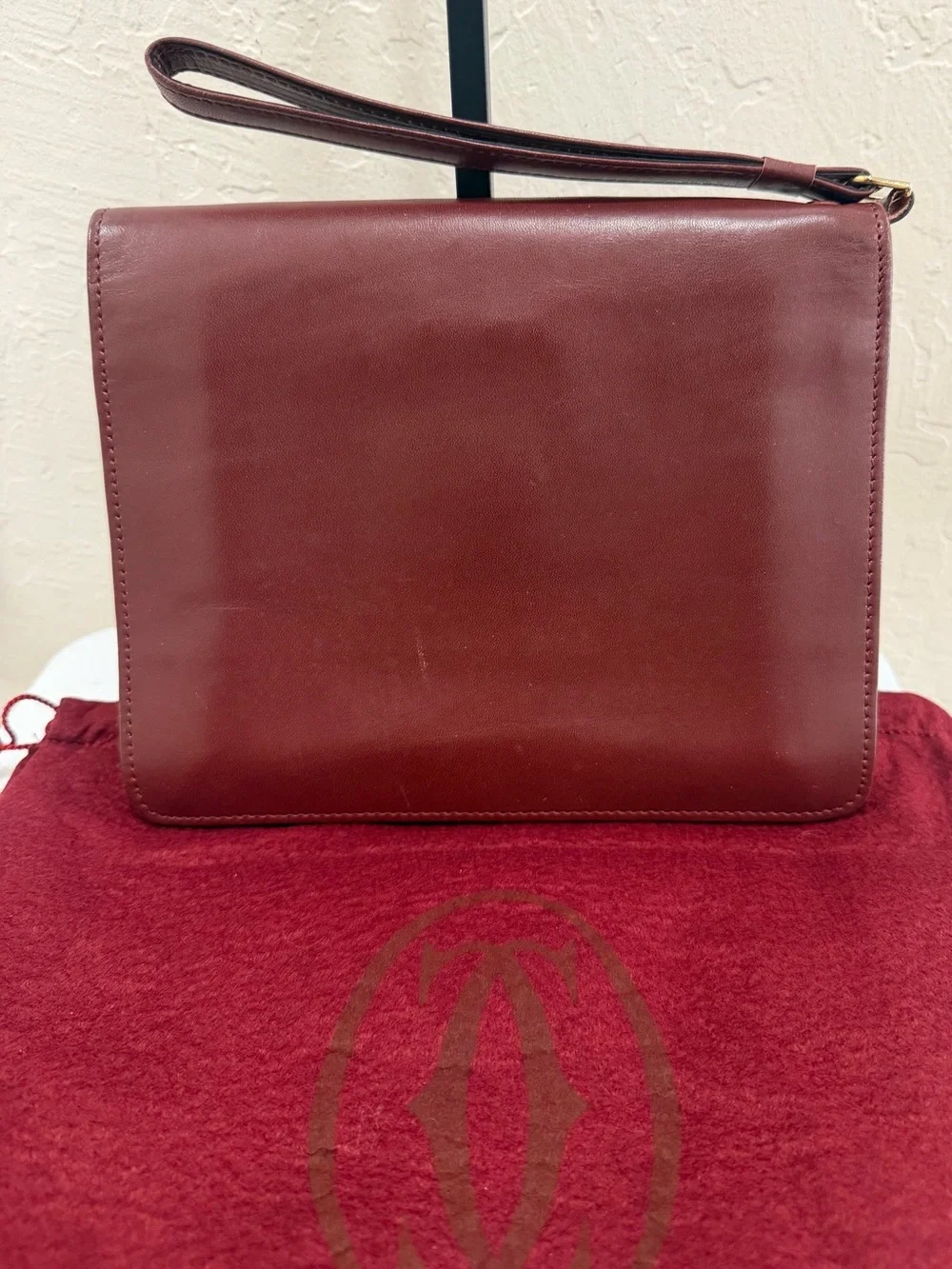 Cartier must de Cartier clutch